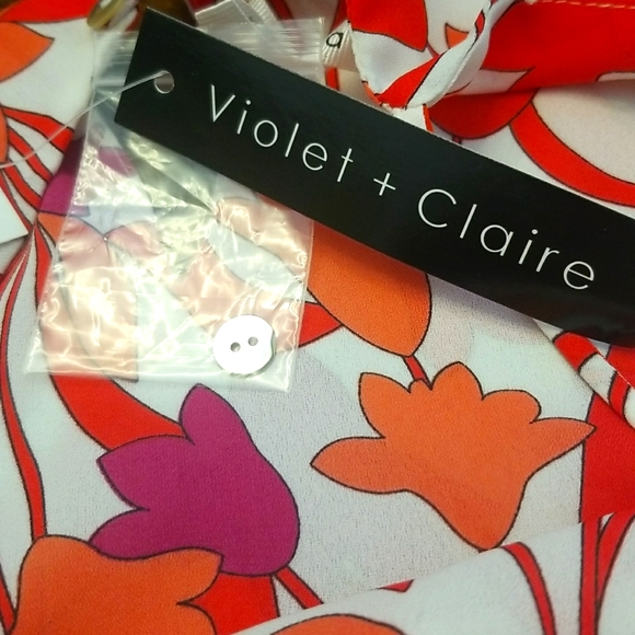 🦋Violet + Claire Vibrant Halter Style Flowy Sleeveless Top - Picture 8 of 8